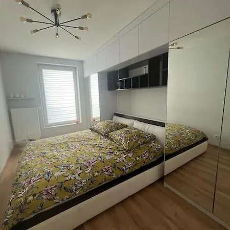 Nowoczesny, Duzy Apartament Z Parkingiem